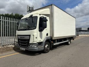 2022-daf-lf180-7-5t-box-tail-lift-20260728_124526337_ios