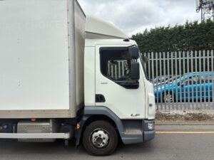 2022-daf-lf180-7-5t-box-tail-lift-20260728_124844693_ios