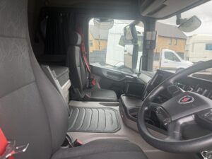 2023-72-scania-p-series-18t-box-rigid-img_0825