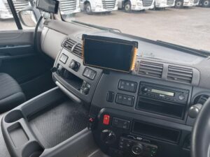 2023-daf-cf340-26t-box-rigid-1000008386
