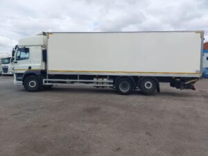 2023-daf-cf340-26t-box-rigid-1000008400