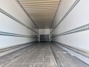 2022-krone-tri-axle-box-trailer-1000049706