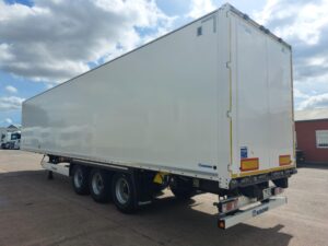 2022-krone-tri-axle-box-trailer-1000049709