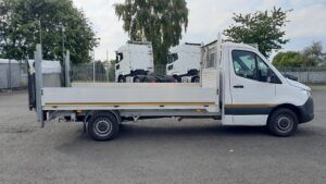 2022-72-mercedes-dropside-sprinter-315-cdi-1000057196