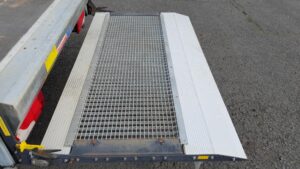 2022-72-mercedes-dropside-sprinter-315-cdi-1000057202