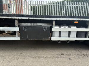 2023-daf-cf340-26t-6x2-flatbed-moffett-kit-rigid-20260804_080426101_ios