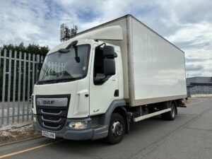 2022-daf-lf180-7-5t-box-tail-lift-20260804_094216581_ios