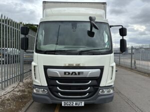 2022-daf-lf180-7-5t-box-tail-lift-20260804_095523258_ios