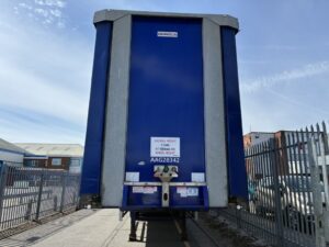 2023-dennison-hydraroll-floor-curtainsider-20260810_132028454_ios