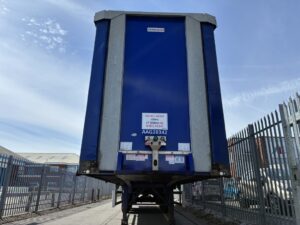 2023-dennison-hydraroll-floor-curtainsider-20260810_132030289_ios