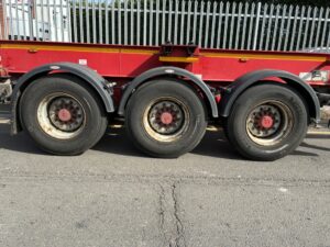 2023-dennison-skeletal-trailer-20260814_090406932_ios