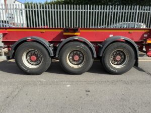 2023-dennison-skeletal-trailer-20260814_090649504_ios