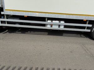 2025-mercedes-actros-2532-26t-box-rigid-20260819_124813433_ios
