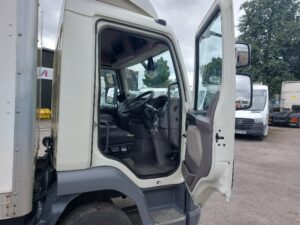 2022-daf-lf180-7-5t-box-tail-lift-1000008974