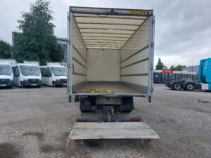 2022-daf-lf180-7-5t-box-tail-lift-1000009002