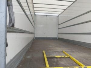 2022-daf-lf180-7-5t-box-tail-lift-1000009003