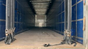 2023-tiger-tri-axle-curtain-sided-trailer-1000055386