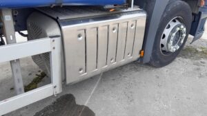 2023-mercedes-actros-1824-curtain-sided-rigid-1000057605
