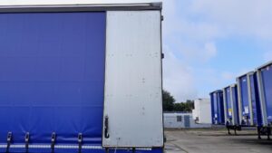 2022-tiger-tri-axle-curtain-sided-trailer-1000059211