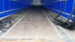 2022-tiger-tri-axle-curtain-sided-trailer-1000059261