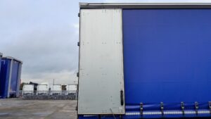 2022-tiger-tri-axle-curtain-sided-trailer-1000059296