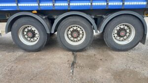 2022-tiger-tri-axle-curtain-sided-trailer-1000059299