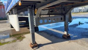 2022-tiger-tri-axle-curtain-sided-trailer-1000059337-1