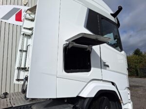2022-daf-xg530-mid-lift-1000056440