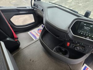 2023-72-daf-x480-new-generation-midlift-unit-img-20261008-wa0089