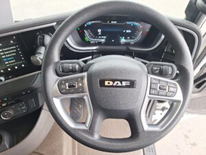 2023-daf-xf480-new-generation-midlift-steering